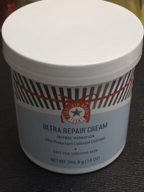 First Aid Beauty Ultra Repair Cream Intense Hydration Skin Protectant Colloidal